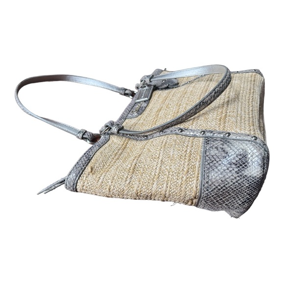 Coach Shoulder Bag - Picture 6 of 10